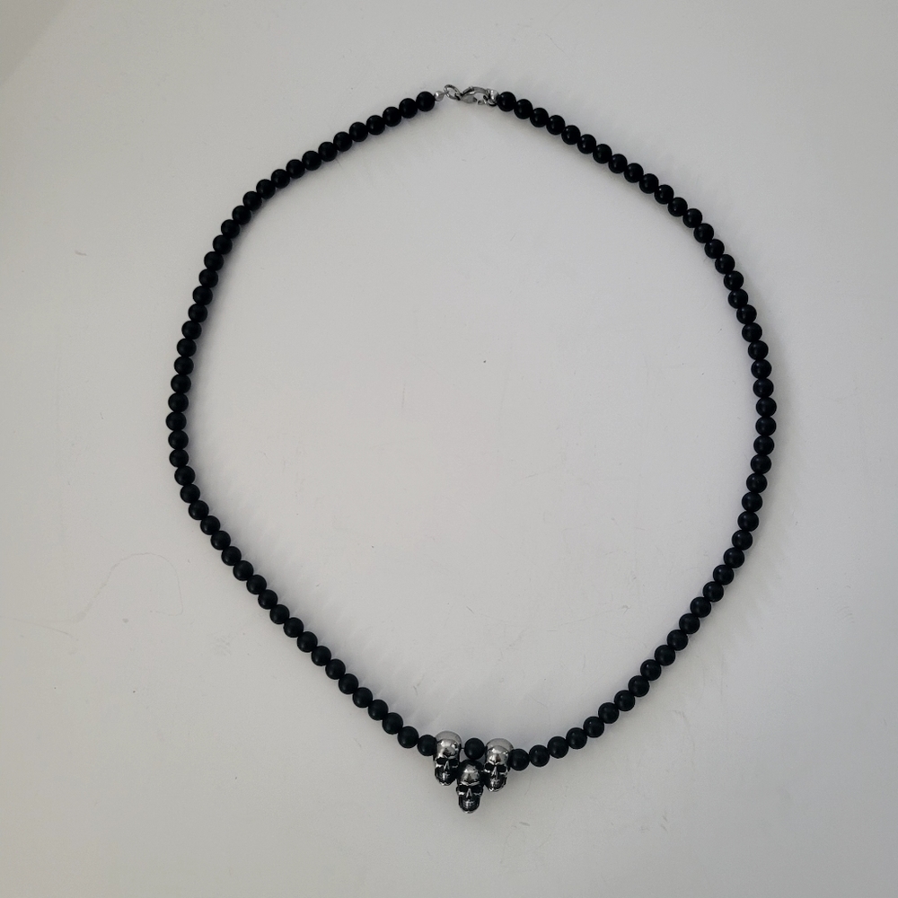 EDFORCE Black Beaded Skull Necklace
